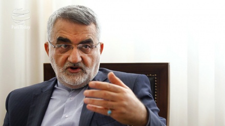 Boroujerdi: AS Berusaha Hentikan Perkembangan Ilmiah dan Ekonomi Iran