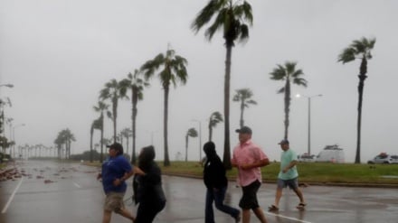 Usa: uragano Harvey, evacuati 4.500 detenuti vicino a Houston