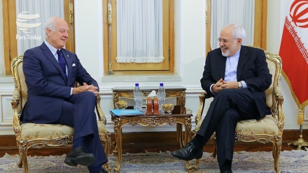 Zarif e o enviado da ONU discutem sobre a Síria em Teerã