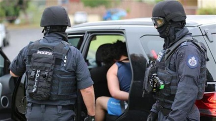 Australia charges 3 over attacks on a mosque