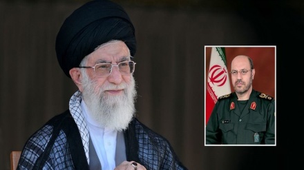  انتصاب سردار دهقان به سمت مشاور فرماندهی کل قوا در حوزه صنایع دفاعی