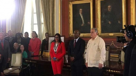 Gwamnatin Venezela Ta Sanar Da Dakile Wani Kokarin Yi Wa Maduro Juyin Mulki