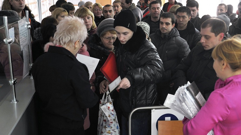 Пешниҳоди тавҳиномези намояндаи Думаи Русия дар бораи коргарони муҳоҷир

