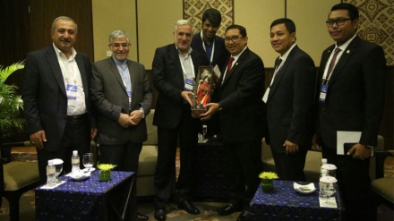 Pertemuan Delegasi Parlemen Iran dan DPR RI di Bali