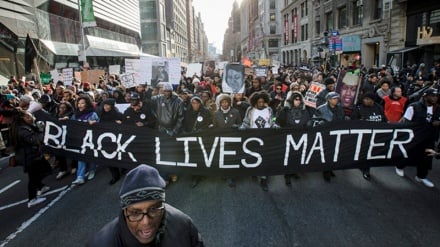 Ratusan Demonstran Black Lives Matter Turun ke Jalan-Jalan di St.Louis