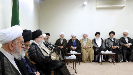 Aiatolá Khamenei denincia  declarações 