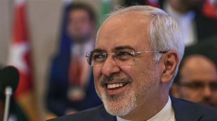 Iran: Zarif scherza con Trump, 