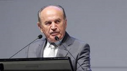 İstanbul büyükşehir belediye başkanı istifa etti