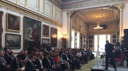 A planta de energia solar de 600 MW do Irã indica as posições pouco confiáveis de Trump