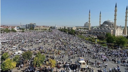 Myanmar\ Russia: arrestati oltre 100 manifestanti pro Rohingya