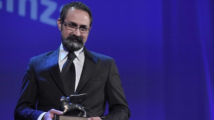 イラン人映画監督が、ベネチア国際映画祭のオリゾンティ部門で最優秀監督賞を受賞