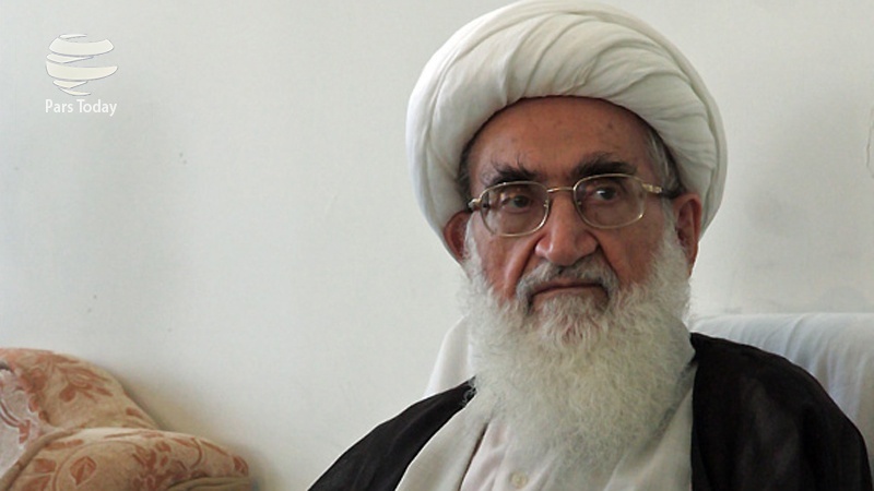 Ayatullah Hossein Noori-Hamedani, Marji\' Besar Taklid.