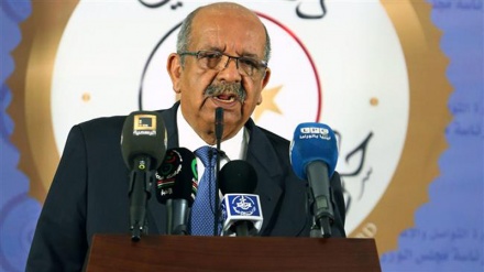 Algeria says Syria must return to Arab League