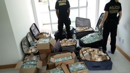 Malas encontradas pela PF em apartamento emprestado a Geddel guardavam mais de R$ 51 milhões