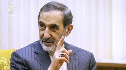 Velayati: Pernyataan Trump, Reaksi atas Kegagalan AS Menghadapi Iran