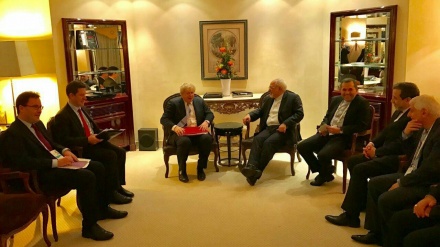 イラン外相、スイスとイギリスの外相とニューヨークで会談