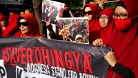 Aksi Demo Dukung Muslim Rohingya