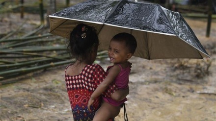 Myanmar, 2.000 Rohingya lungo la costa diretti verso il Bangladesh