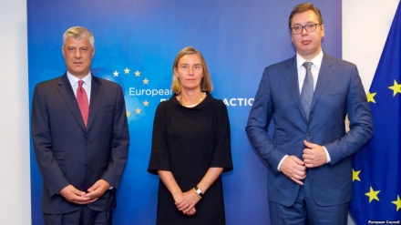 Mogherini takoi Thaçin dhe Vuçiqin