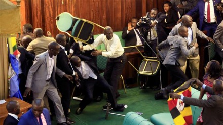 Uganda MPs brawl over presidential age limit bill for second day