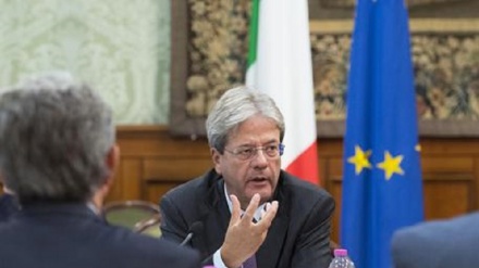 Italia. Gentiloni: Grazie a Juncker su migranti