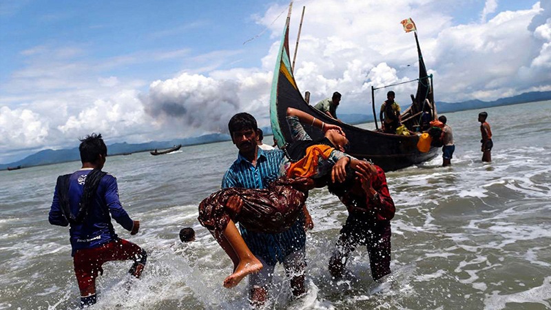 غرق شدن قایق حامل پناهجویان مسلمانان روهینگیا در بنگلادش 
