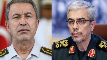 Иран мен Түркия қарулы күштері бас штабының  қолбасшылары телефон арқылы сөйлесті