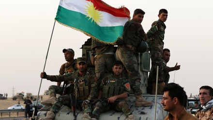 Forcat peshmerga të Barzanit sulmojnë me topa forcat irakiane