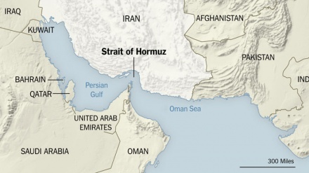 ３０年前のイラン航空機撃墜現場にて、米の無人偵察機が破壊