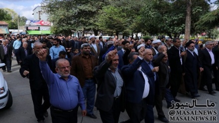 Masali nımojəvıton bə Trampi sıxanon ələyh etırozinə aksiyə