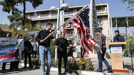 阿米尔卡比尔理工大学举行“反对霸权主义”活动