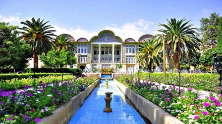 イラン式庭園・エラム庭園