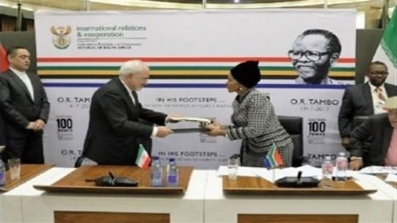 イランと南アフリカによる通商会議が開催