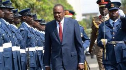 Kenya: conferma ufficiale, Kenyatta ha vinto elezioni