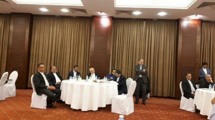 Зариф: Шетелдегі ирандықтар Иран үшін маңызды капитал