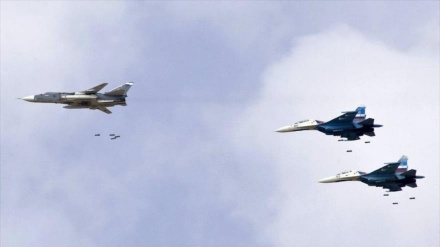 Cazas rusos destruyen 650 blancos terroristas en Siria en 7 días