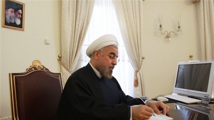 Presidente do Irã Hassan Rouhani felicitou  China no dia nacional