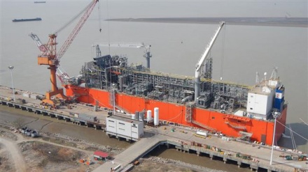 Iran signs deal over ‘unique’ floating LNG scheme