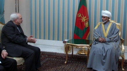 Zarif mantém conversações com o sultão de Omã