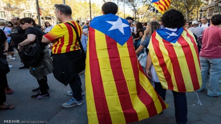 Catalogna; arrestati indipendentisti catalani, azioni violente con esplosivi