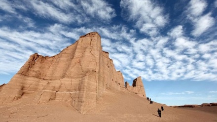 イラン南東部ルート砂漠の観光シーズンが開始