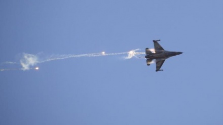 Jet Tempur Zionis Serang Mobil di Perbatasan Suriah-Lebanon