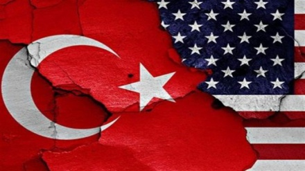 Kritik Ankara atas Washington Membuat Ketegangan Turki-AS Tetap Berlanjut