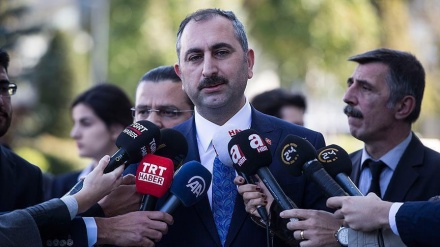 Türkiye'de binlerce hakim Gülen grubuyla ilişkisinden dolayı ihraç edildi 