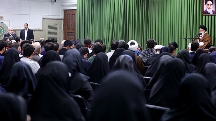 Líder supremo: se os EUA rasgar o Pacto Nuclear, nos vamos corta-lo 