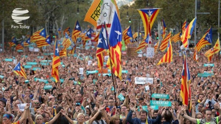 Catalogna: in migliaia per 4 mesi carcere 