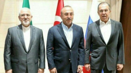 Siria, Lavrov: Russia, Iran e Turchia decideranno organizzazione Congresso per il Dialogo