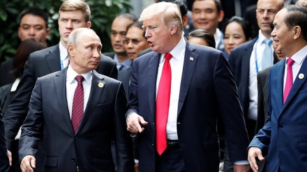 Trump bolla come “stupidi” chi non vuole avere buone relazioni con la Russia