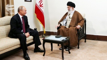 Ayatullah Khamenei Ya Gana Da Shugaban Kasar Rasha Vladimir Putin