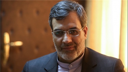 Irán y Siria abordaron acontecimientos de Siria 